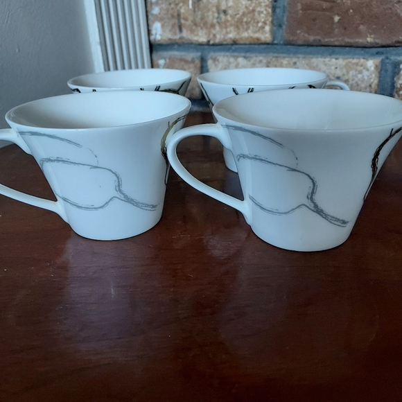 Shinepukur Gold Silver White Fine Bone China Cups Abstract Set Of 4 - Picture 9 of 11